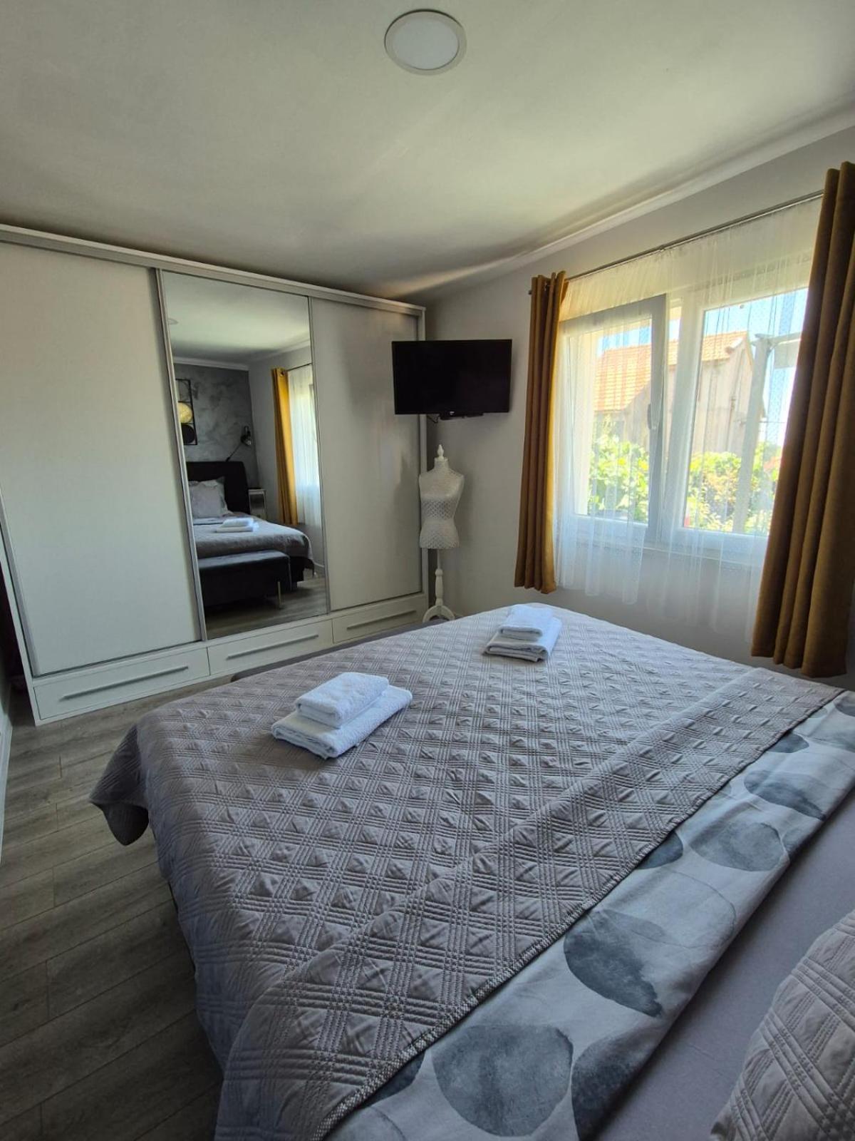 Apartment *enjoy* Sibenik